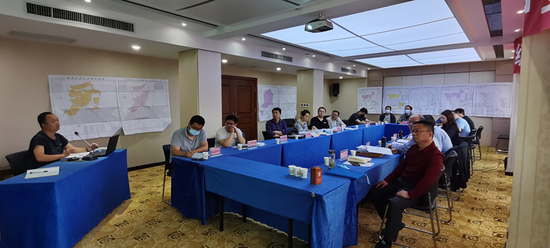 我公司承擔的咸陽市三縣（市）礦產資源總體規劃（2021-2025）順利通過評審